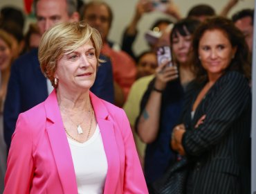 Evelyn Matthei plantea a José Antonio Kast que ahora su desafío con los chilenos es "cumplir muchas metas ambiciosas para el país"