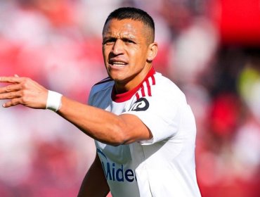 Alexis volvió a maravillar a la hinchada y prensa de Sevilla: "Aportó calidad todo el partido"