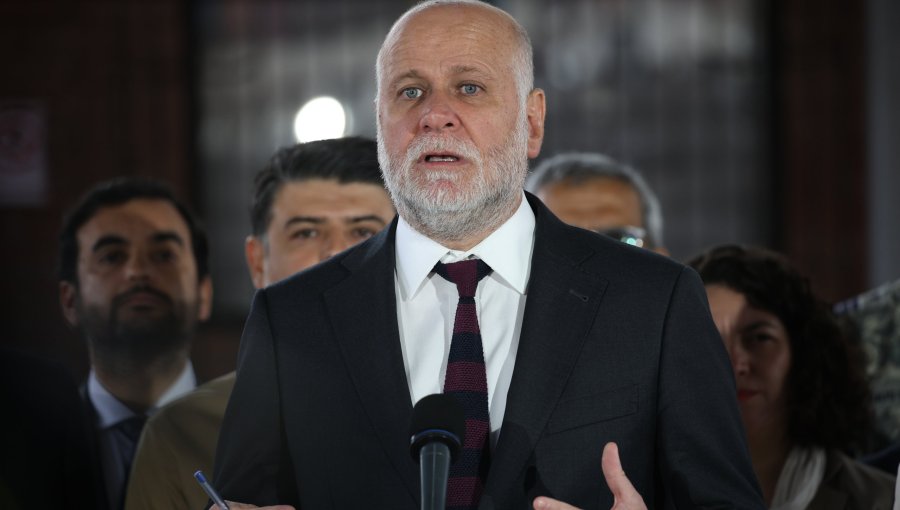 Ministro Elizalde llama a que se respete el resultado electoral y dice que "vamos a seguir trabajando hasta el último día"