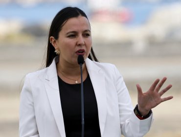 Alcaldesa de Valparaíso valora triunfo de Jeannette Jara en la comuna y destaca que se "reivindica una mirada progresista y social"