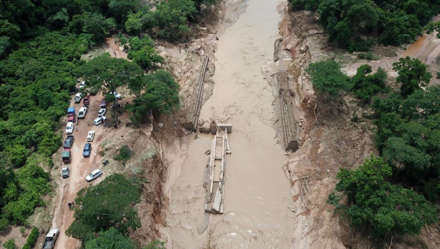 Ascienden a 20 los fallecidos por desborde de río en Bolivia: decenas de personas permanecen desaparecidas