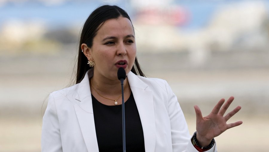 Alcaldesa de Valparaíso valora triunfo de Jeannette Jara en la comuna y destaca que se "reivindica una mirada progresista y social"