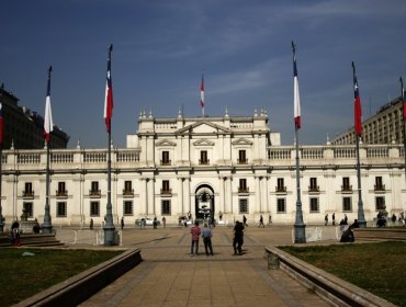 Editorial: Un Presidente durmiendo en La Moneda