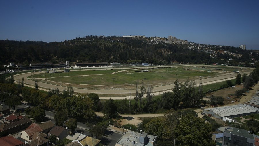 Sancionan a dos directores del Sporting Club de Viña por comprar acciones en periodo de bloqueo