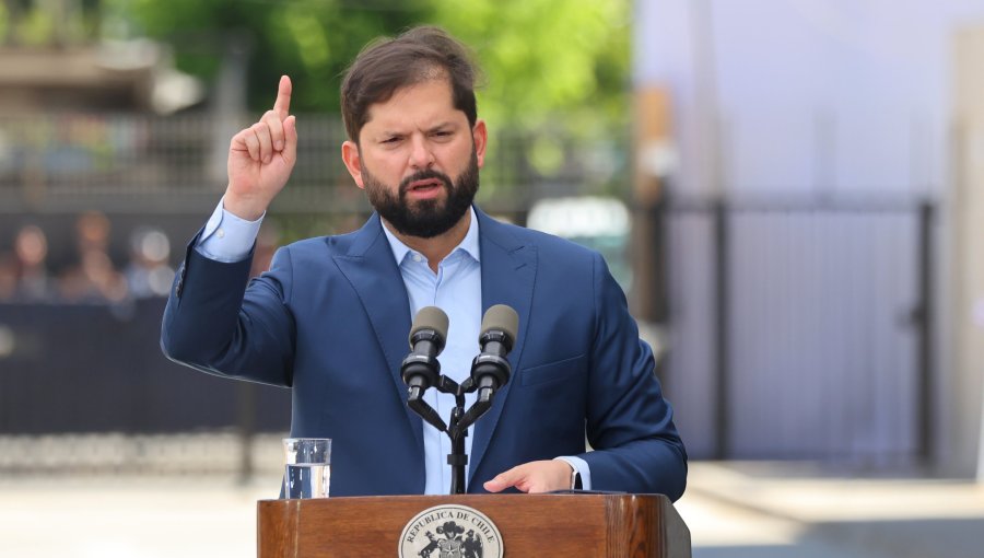 Presidente Boric destacó operativo para desbaratar red de corrupción en cárceles: "Sin atajos y con mano firme"