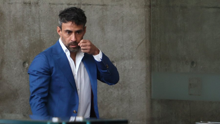 Tribunal aplaza decisión sobre solicitud de Jorge Valdivia de trasladar su arresto nocturno en vacaciones