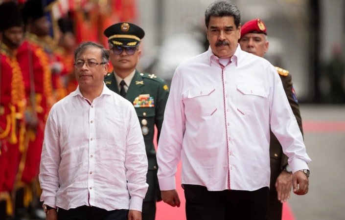 Petro llama por primera vez "dictador" a Maduro, pero rechaza que sea un "narcotraficante"