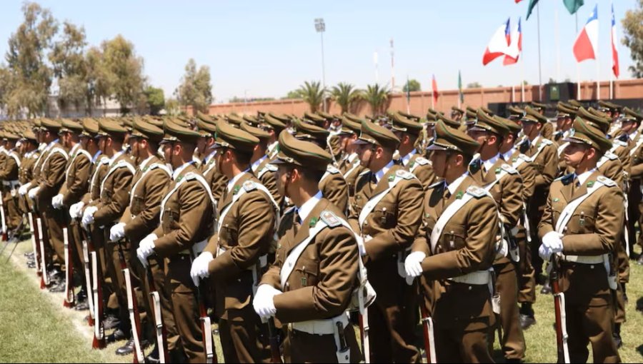 Más de 350 funcionarios terminaron cursos de especialización en Carabineros: reforzarán unidades como OS9, OS7 y Labocar