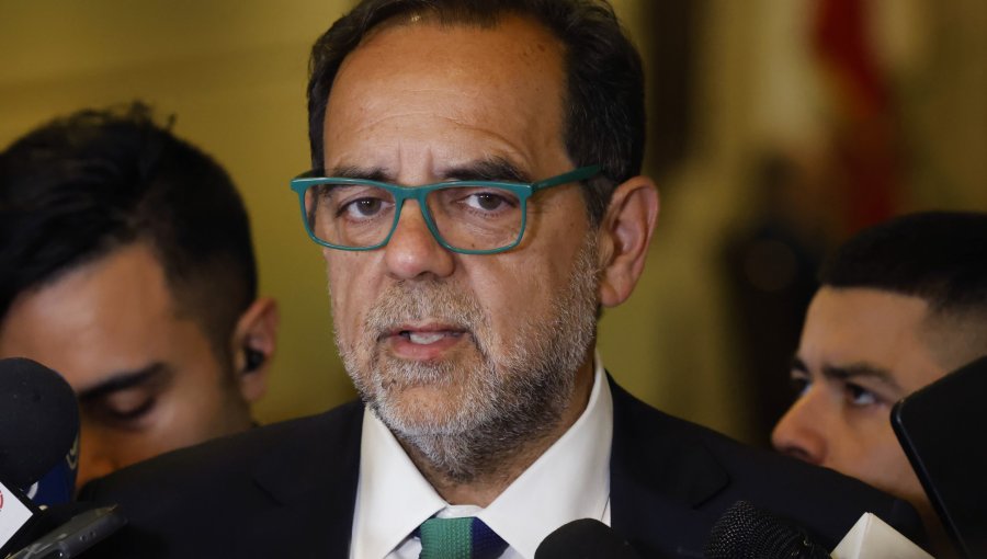 Jaime Mulet responsabiliza al Gobierno y a ministro Elizalde por derrota de Jeannette Jara