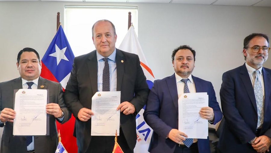 Fiscalías de Chile y Bolivia crean equipo conjunto para investigar tráfico de precursores para fabricar droga