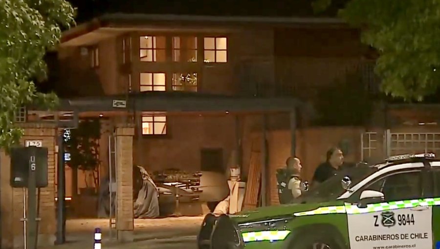 Familia de Vitacura fue víctima de violento turbazo en su casa: delincuentes escaparon con millonario botín, incluidos 3 autos de alta gama