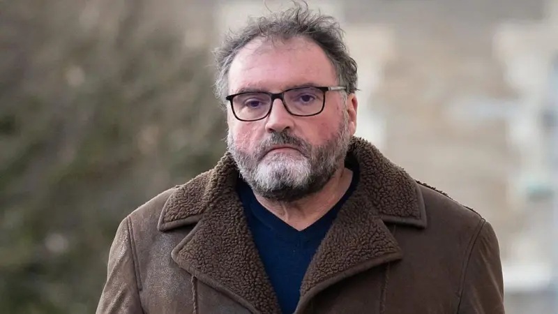 Condenan a cadena perpetua al "Doctor Muerte" que envenenó a 30 de sus pacientes en Francia