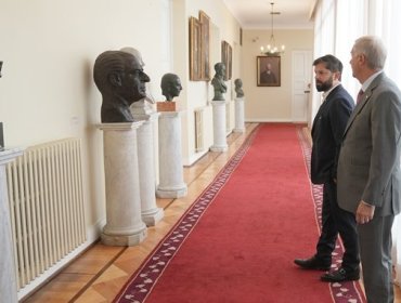 Oposición exige instalar busto de Sebastián Piñera en la Galería de los Presidentes de La Moneda