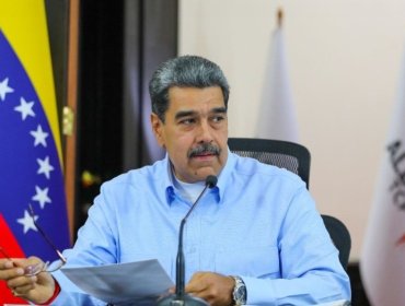 Maduro promete "romper con la traición" y defender "con lealtad" a Venezuela por amenazas de EE.UU.
