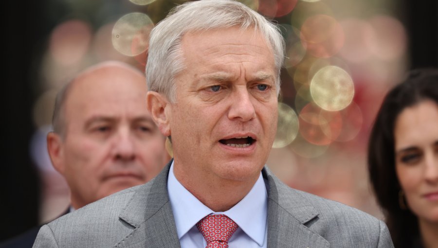 Kast y polémica por norma en reajuste al sector público: "Si alguien quiere amarrarse a un cargo, que se cuide"