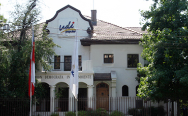 Gremialismo rechaza norma de “amarre” y emplaza al Socialismo Democrático