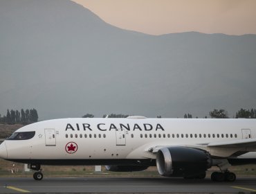Aeropuerto de Santiago inaugura nueva ruta directa con Montreal, Canadá
