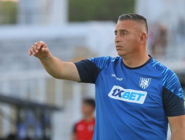 Jaime García renueva con Huachipato y seguirá al mando en 2026