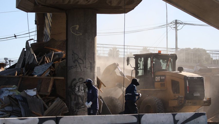 Municipio de Maipú prepara nuevos desalojos tras cierre del campamento El Trébol