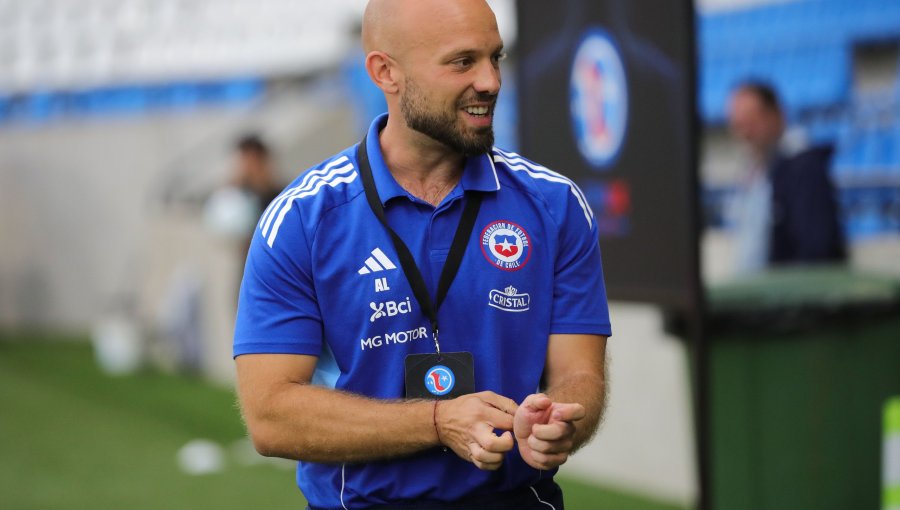 “Errar es parte del proceso”: DT de la Rojita sale en defensa de su portero