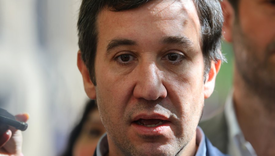 Guillermo Ramírez critica acuerdo salarial y advierte amarre al próximo gobierno