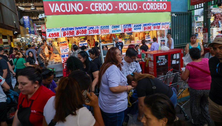Sernac lanza cotizador para comparar precios de la cena de fin de año y ahorrar en las compras: incluye datos de 1.100 tiendas