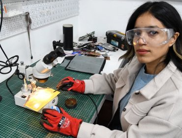 Aumentan cupos exclusivos para mujeres en carreras tecno-científicas y matemáticas para la Admisión 2026