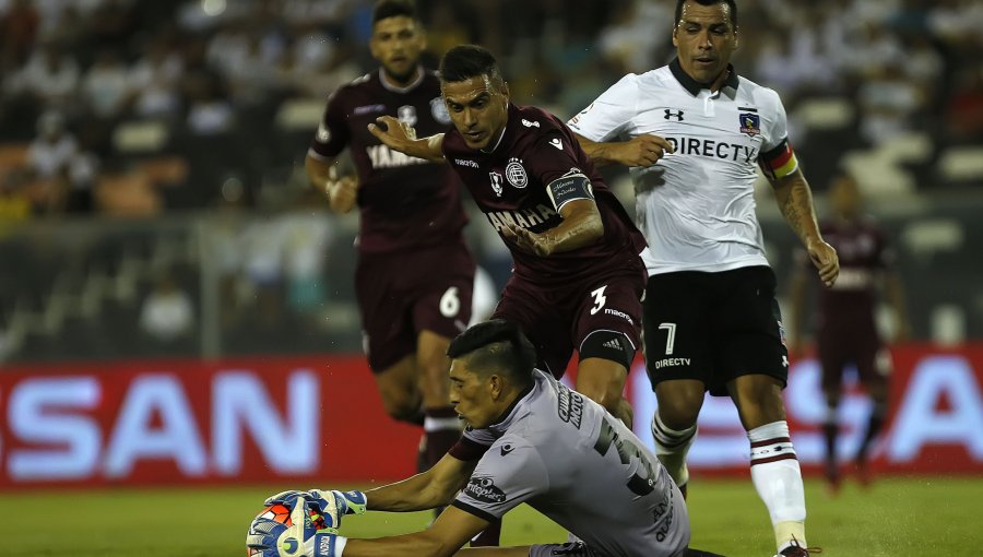 Real Zaragoza cerró la puerta a posible fichaje de Esteban Andrada en Colo-Colo