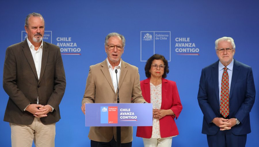 Gobierno destaca que acuerdo Codelco-SQM es "probablemente, el principal negocio que ha hecho Chile en su historia"