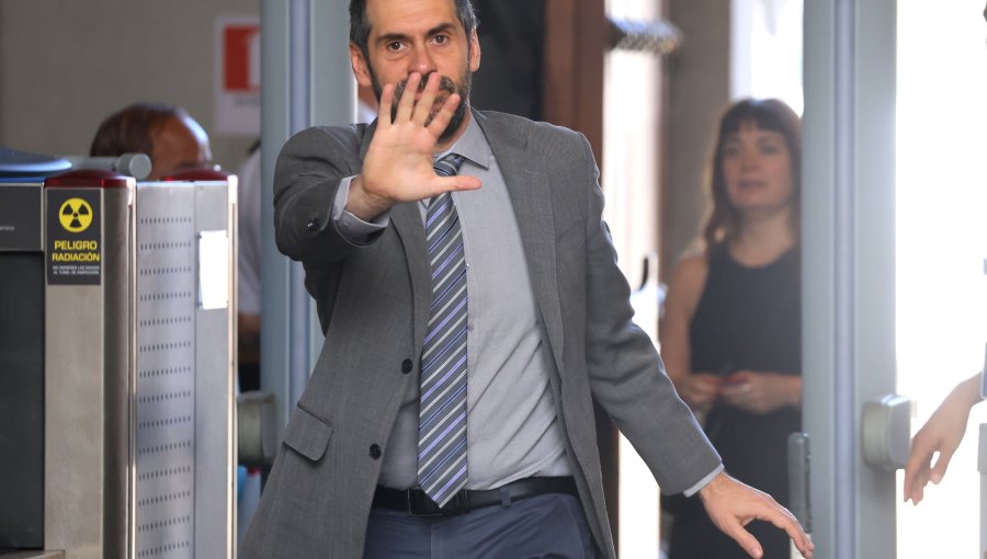 Diputados UDI anuncian acusación constitucional contra ministro Grau por “ley de amarre”