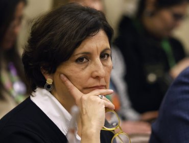 Operación a madre de ministra Aguilera genera controversia al alterar orden de las cirugías programadas en el Hospital del Salvador