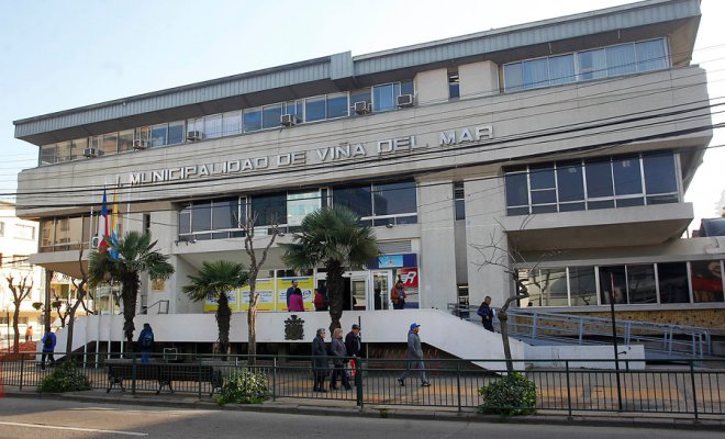 Ripamonti suma nuevo equipo de abogados por rebaja de sueldos millonarios