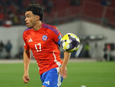 Gabriel Suazo asoma como solución de emergencia en la defensa del Sevilla