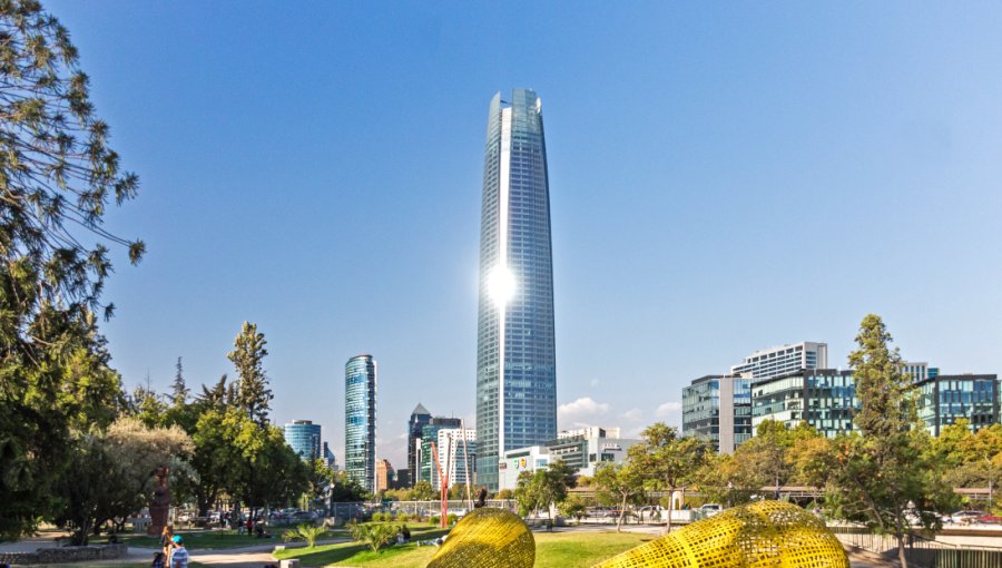 Autoridades activan Alerta Roja por ola de calor en la Región Metropolitana