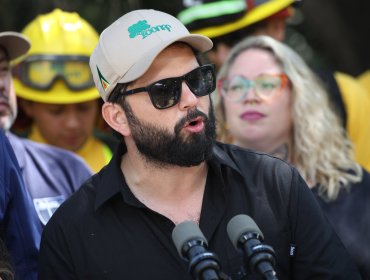 “Prevenir siempre será más fácil”: Presidente Boric advierte por peligro de incendios