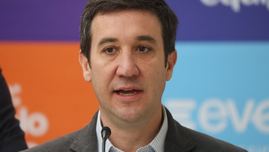 Presidente de la UDI tras dichos de Vanessa Kaiser: “Nadie conoce el futuro”