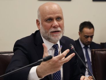 Elizalde dice que embajadora de Chile en Nueva Zelanda "fue reprendida" por mensaje sobre autodeterminación de Rapa Nui