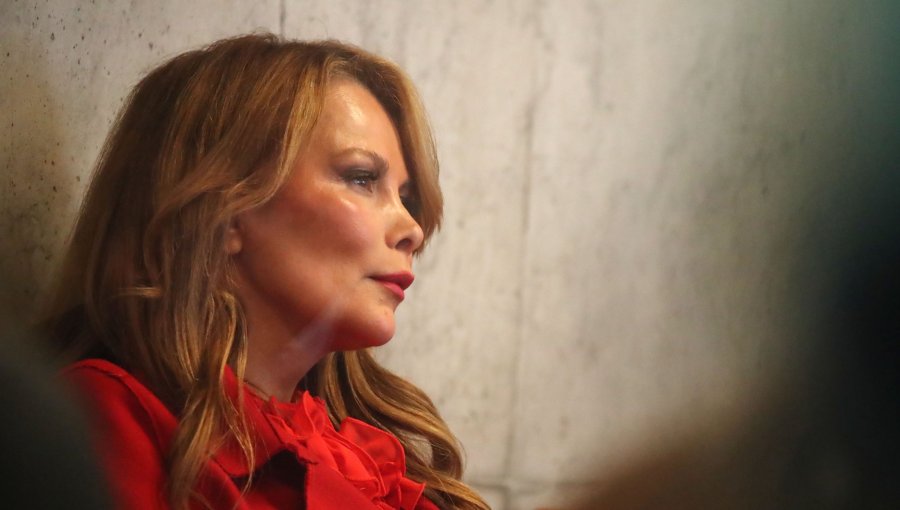 Fiscalía cierra investigación y presenta acusación contra Cathy Barriga: pide penas que superan los 23 años de cárcel