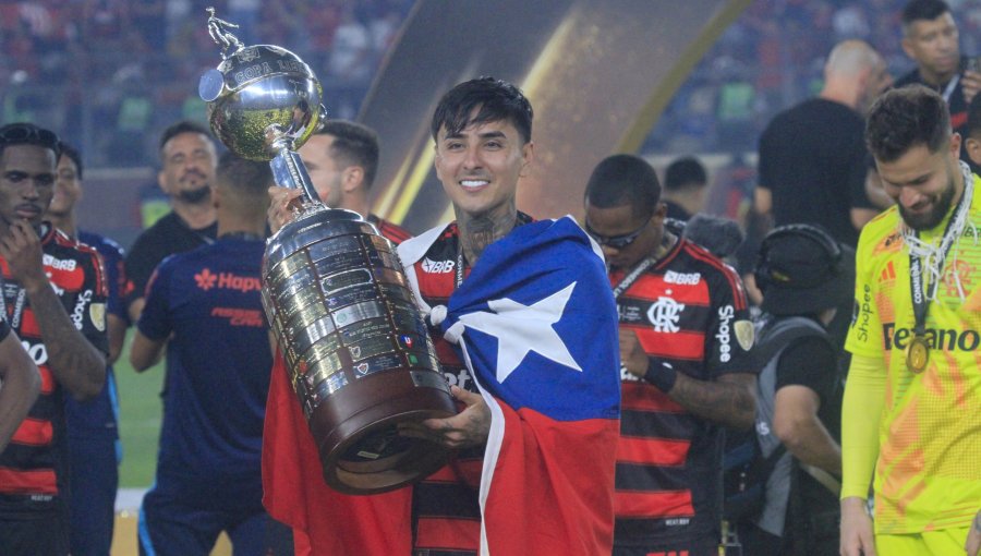 Erick Pulgar entra en el once ideal de América tras brillar con Flamengo