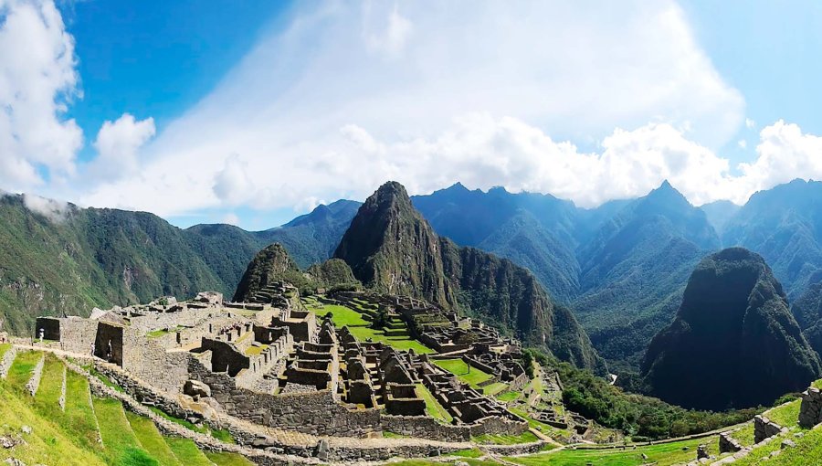 Al menos un muerto y 80 heridos tras choque de trenes en Machu Picchu