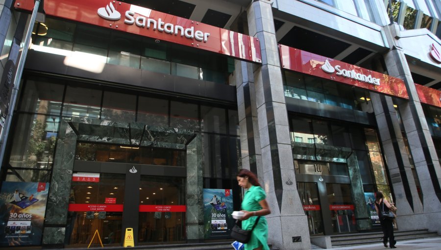 Vuelve el feriado bancario del 31 de diciembre: bancos no atenderán al público este miércoles