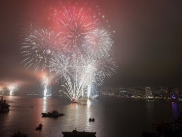 Neblina deslució el show pirotécnico en los cerros de Valparaíso y Viña del Mar