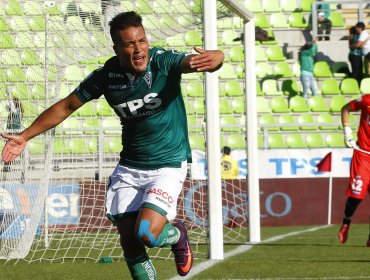 S. Wanderers confirmó el regreso de Javier "Búfalo" Parraguez para la temporada 2026