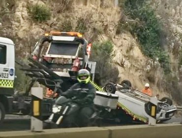 Cuatro lesionados dejó volcamiento de auto en la peligrosa ruta Las Palmas de Viña