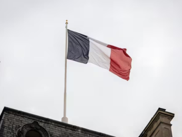 Macron celebra "liberación" de Venezuela y llama a transición bajo Edmundo González