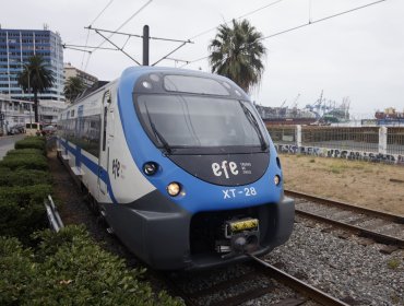 EFE Valparaíso solicita investigar eventual "asociación ilícita" tras nuevo rayado a tren del servicio Limache-Puerto