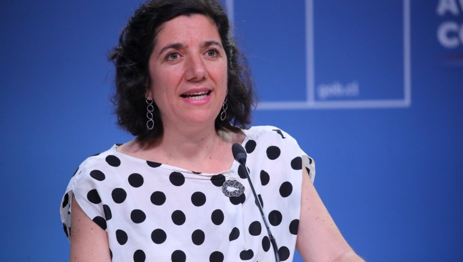 Aisén Etcheverry asume como nueva jefa de asesores del Presidente Boric tras renuncia de Felipe Melo