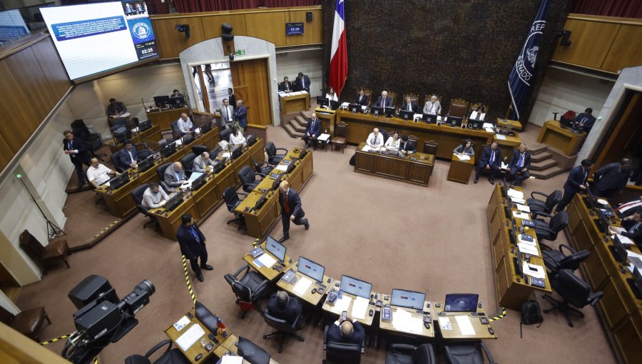 Senado aprueba reforma del sistema político que exige 0,5% del padrón para nuevos partidos: proyecto avanza a la Cámara