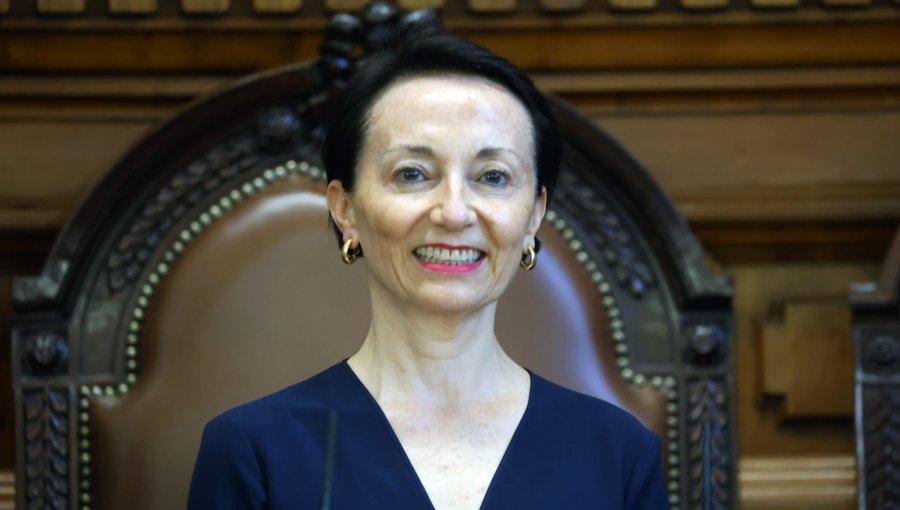 Gloria Ana Chevesich asumió la presidencia de la Corte Suprema reconociendo "años horribles" del Poder Judicial