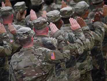 Casa Blanca afirma que están considerando diferentes opciones para adquirir Groenlandia, incluido el uso del Ejército